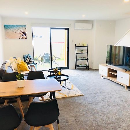Arena,Railway Station Townhouse With Free Car Park Appartement Christchurch Buitenkant foto
